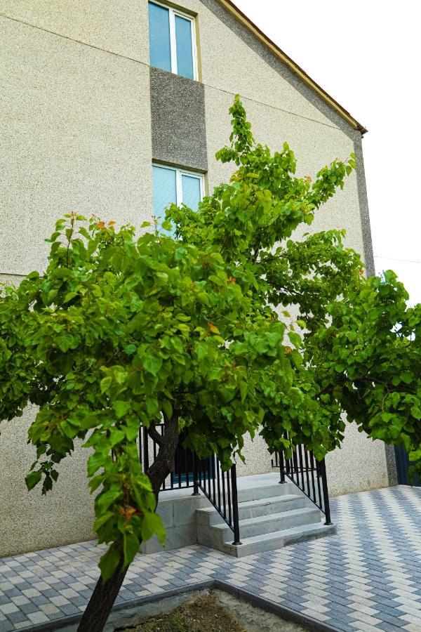 Am Hotel Ereván Exterior foto